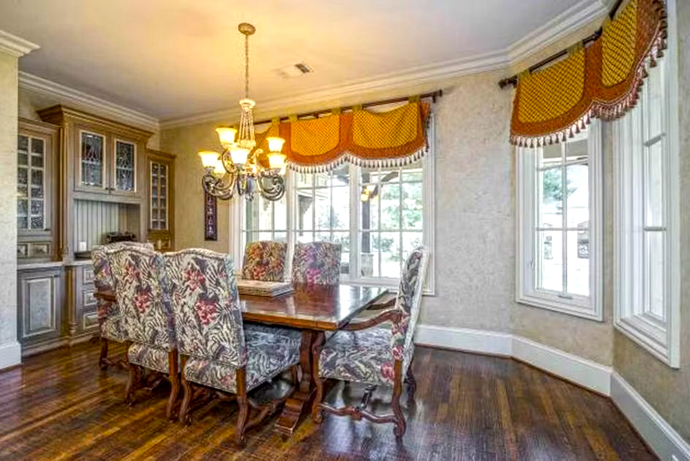 Dining-Room-Valances Golden Opulence