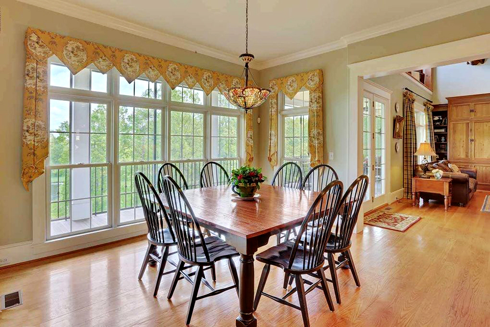 Dining-Room-Valances-Golden Valances