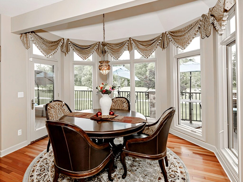 Dining-Room-Valances-Regal Elegance