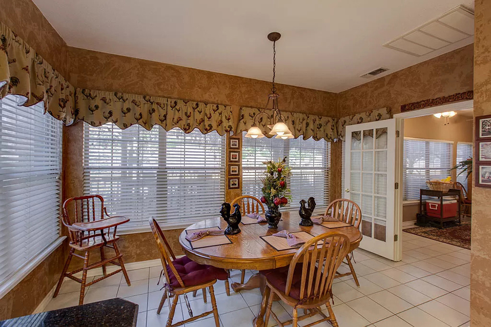 Dining-Room-Valances-Rustic Elegance