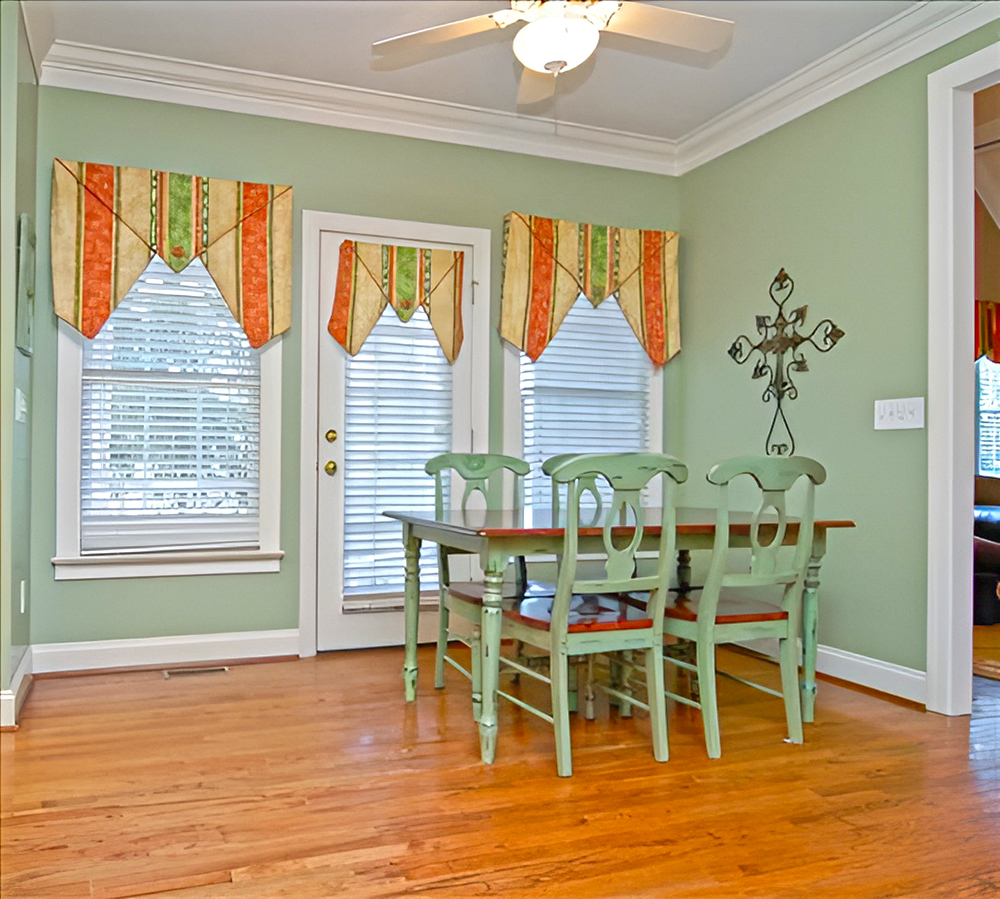 Dining-Room-Valances Tuscan Tidings