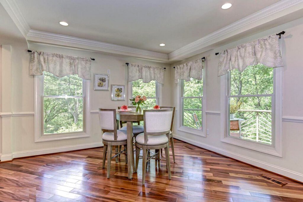 Dining-Room-Valances-Whimsical Paisley