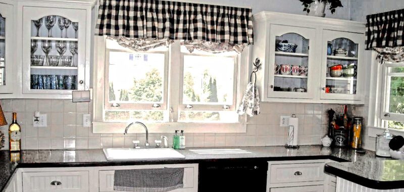 Black and White Kitchen Curtains