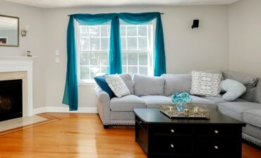 Curtain Colors to Complement Your Gray Couch