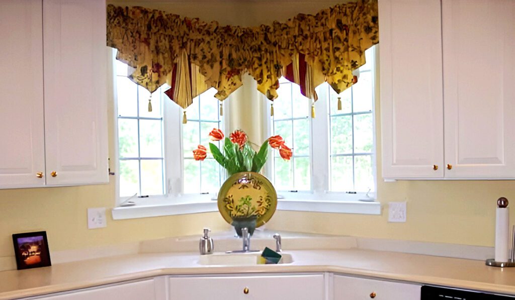 Kitchen-Bay-Window-Curtains Sunny Serenades
