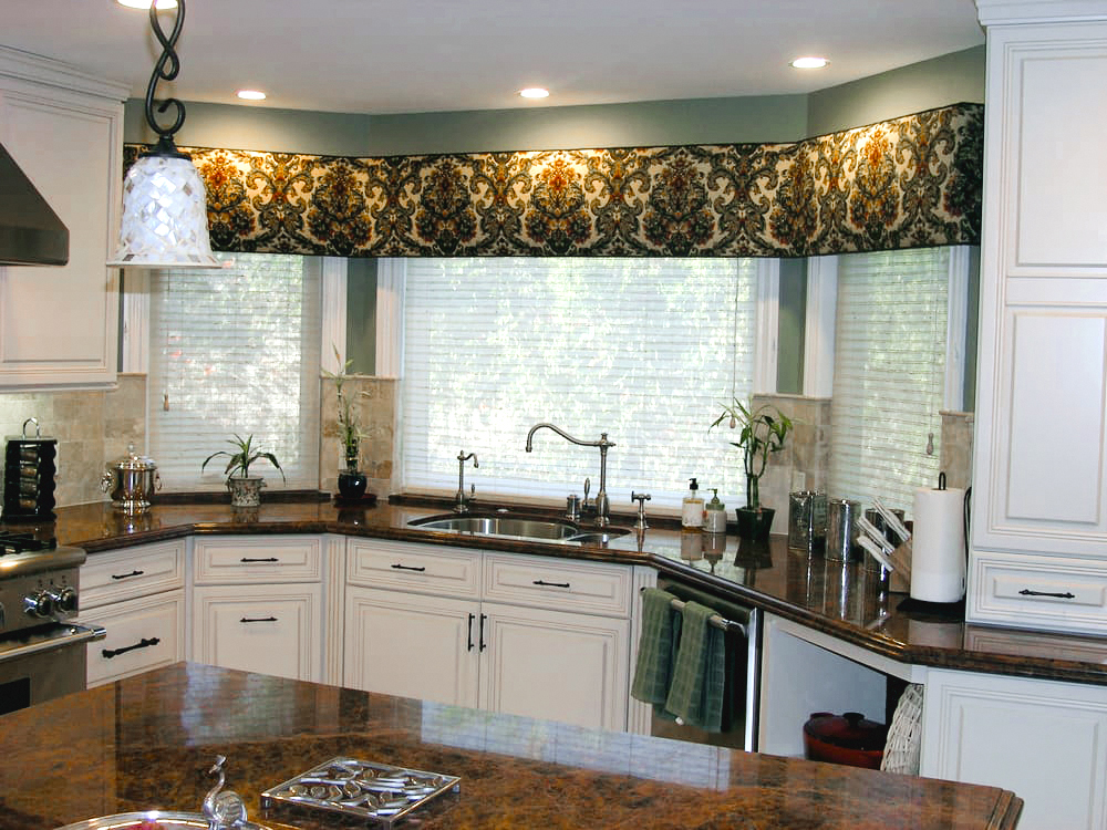 Kitchen-Bay-Window Regal Resonance Curtains