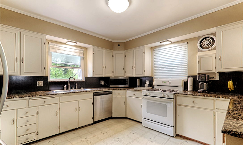 Kitchen-with-Sliding Panels