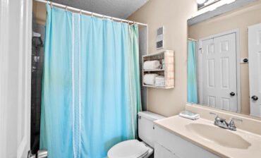 Shower Curtain Colors Ideas To Make Your Small Bathroom Feel Bigger
