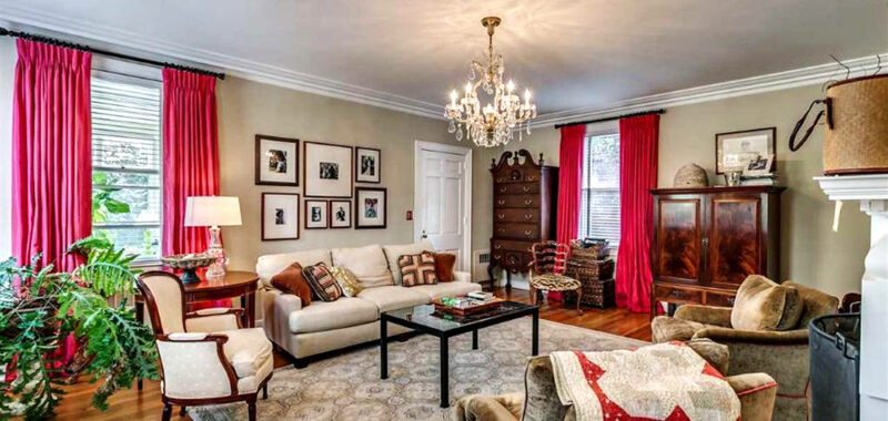 Red Curtain Ideas That Make Your Living Room Pop