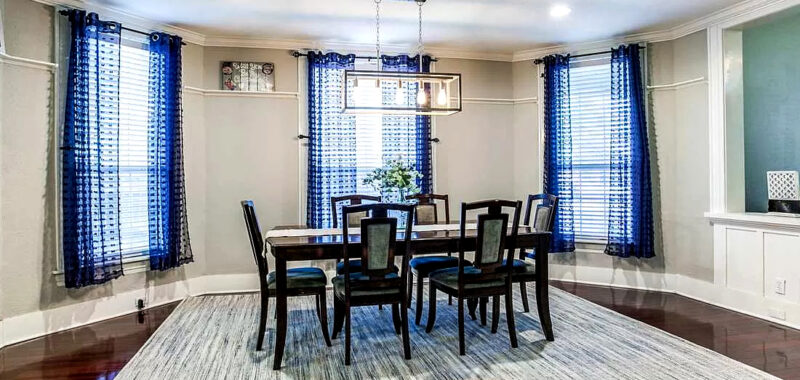 Should You Put Curtains in A Dining Room